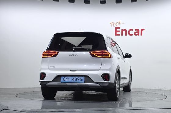 Kia Niro Earth — пробег 170 678 км — фото 4 из 5