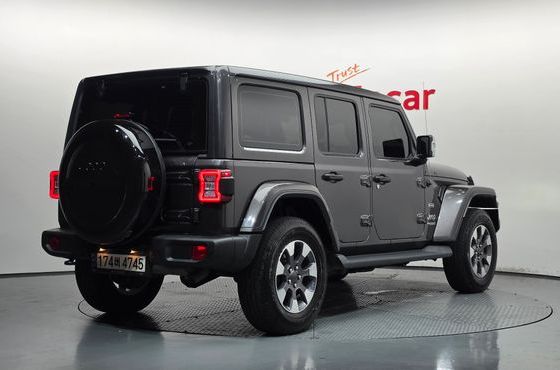 Jeep Wrangler 2.0 Overland Power Top 4Door — пробег 98 418 км — фото 2 из 5