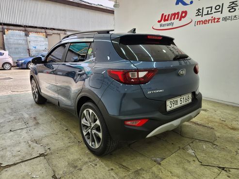 Kia Stonic 1.4 Trendy — пробег 83 884 км — фото 2 из 5