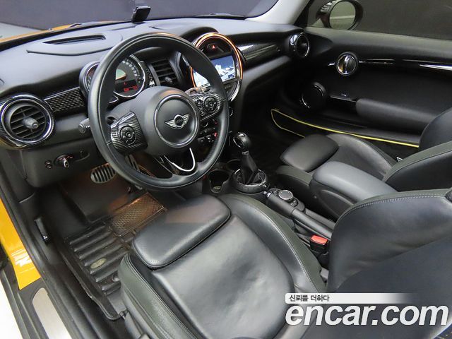 Mini Cooper Standard Third Generation — пробег 92 600 км — фото 5 из 5
