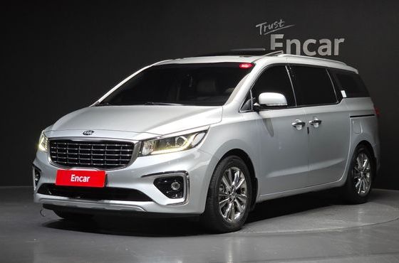 Kia Carnival 9-Seater Prstige — пробег 86 861 км — фото 1 из 5