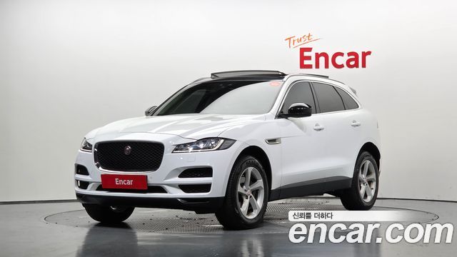 Jaguar F-PACE 20d Prestige — пробег 82 094 км — фото 1 из 5
