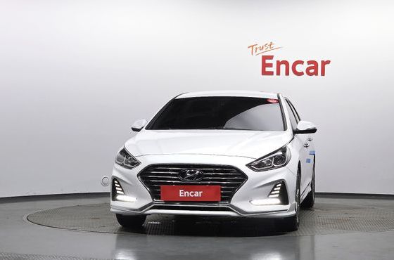 Hyundai Sonata 2.0 Smart — пробег 156 735 км — фото 3 из 5