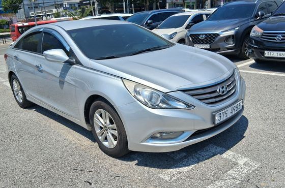 Hyundai Sonata Premier — пробег 144 035 км — фото 2 из 5