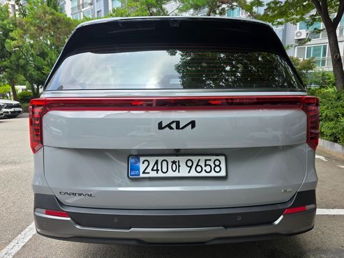 Kia Carnival Hev 9 Seater X Line — пробег 360 км — фото 5 из 5