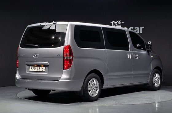 Hyundai Starex Van 3-Seater Smart — пробег 39 887 км — фото 2 из 5