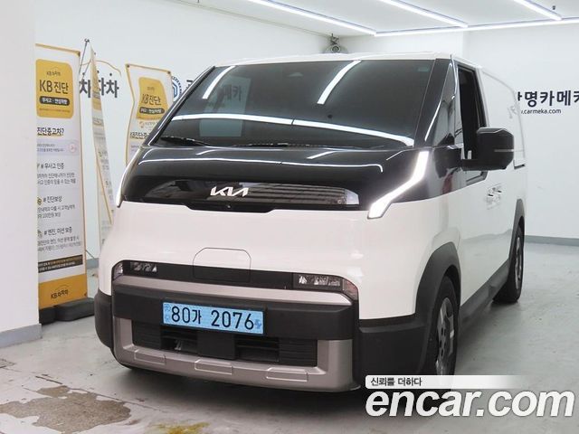 Kia PV5 Cargo Long Range Basic — пробег 5 206 км — фото 2 из 5