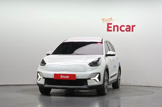 Kia Niro Earth — пробег 124 563 км — фото 3 из 5