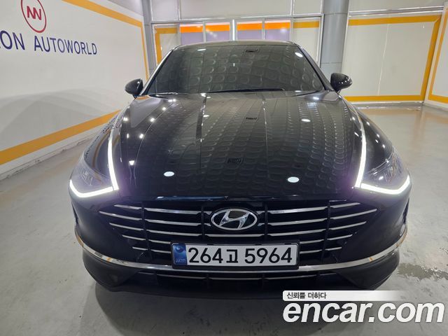 Hyundai Sonata 2.0 Premium — пробег 80 008 км — фото 2 из 5