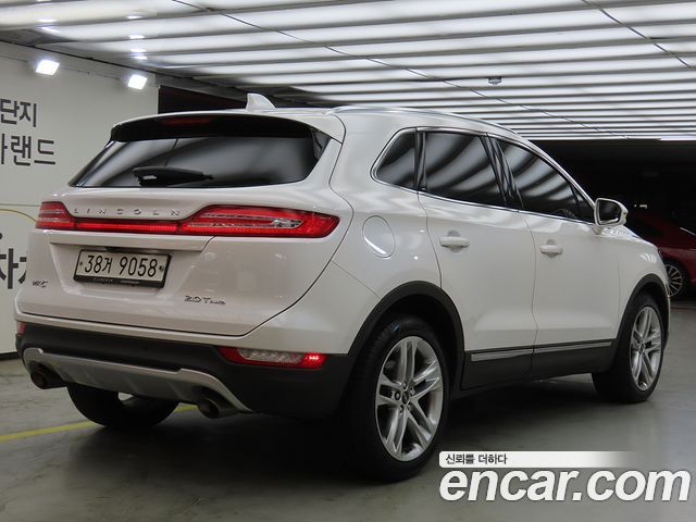 Lincoln MKC 2.0 AWD — пробег 99 690 км — фото 3 из 5