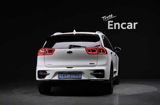 Kia Niro Noblesse — пробег 158 957 км — фото 4 из 5