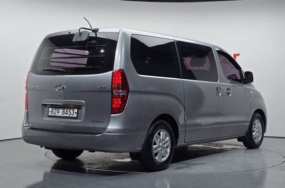 Hyundai Starex 5-Seater VAN Smart — пробег 223 598 км — фото 2 из 5