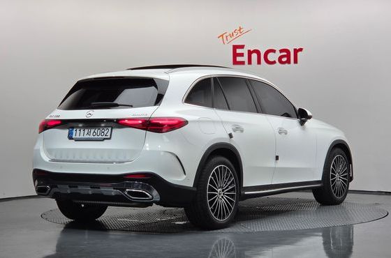 Mercedes-Benz GLC-Class GLC300 4MATIC AMG Line — пробег 5 704 км — фото 2 из 5