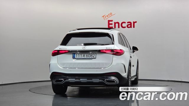 Mercedes-Benz GLC-Class GLC300 4MATIC AMG Line — пробег 5 704 км — фото 4 из 5