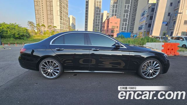 Mercedes-Benz E-Class E350 4MATIC AMG Line — пробег 55 366 км — фото 5 из 5