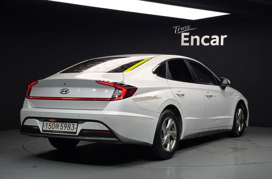 Hyundai Sonata 2.0 Modern — пробег 184 690 км — фото 2 из 5