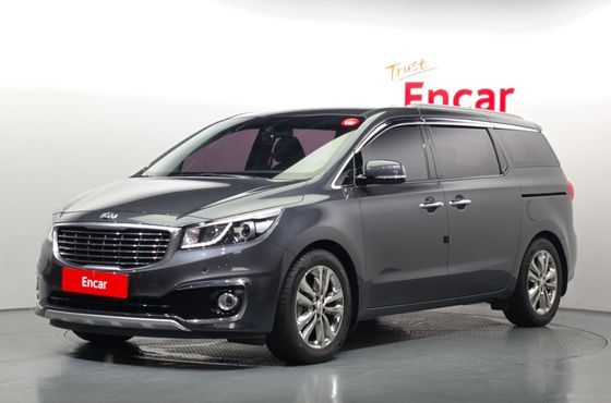 Kia Carnival Gasoline 9-seater Noblesse — пробег 88 303 км — фото 1 из 5