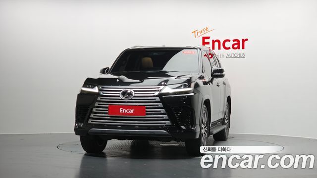 Lexus LX 700h Luxury — пробег 1 767 км — фото 3 из 5