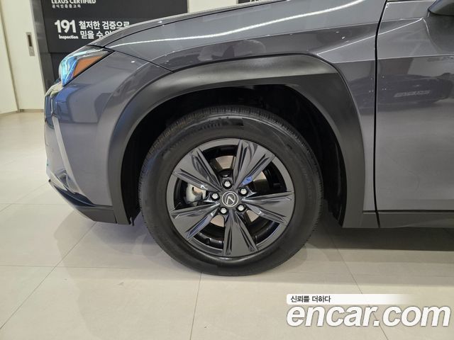 Lexus UX из Кореи Encar