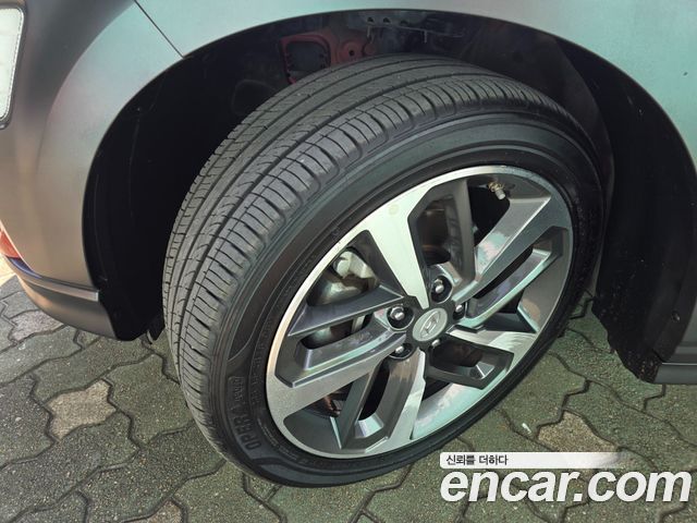Hyundai Kona из Кореи Encar