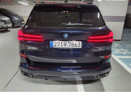 BMW X5 xDrive 50e M Sport — пробег 2 300 км — фото 4 из 5