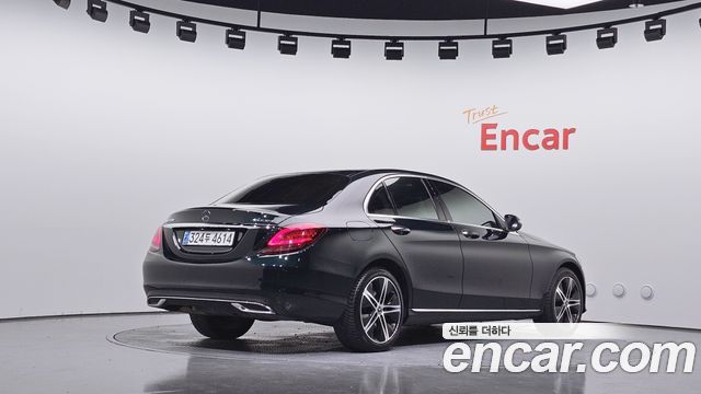 Mercedes-Benz C-Class C220 d 4MATIC Exclusive — пробег 70 259 км — фото 2 из 5
