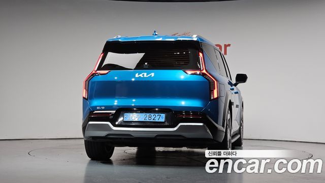 Kia EV9 Long Range 4WD Earth — пробег 47 331 км — фото 4 из 5