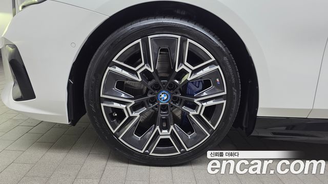 BMW i5 из Кореи Encar