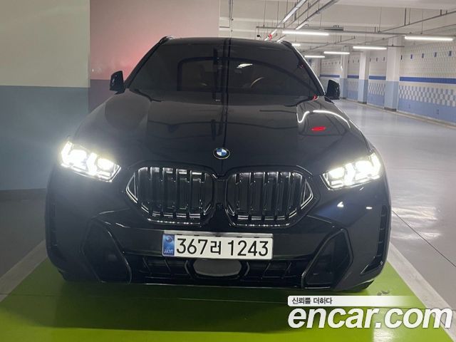 BMW X6 xDrive40i M Sport — пробег 6 100 км — фото 1 из 5