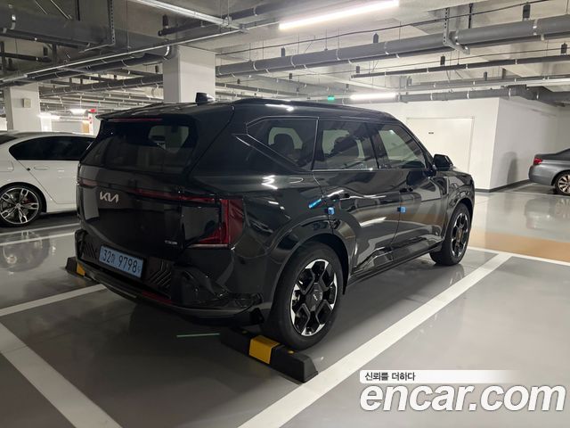 Kia EV5 Long Range 2WD GT Line — пробег 1 871 км — фото 2 из 5