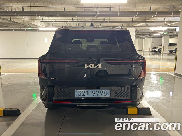 Kia EV5 Long Range 2WD GT Line — пробег 1 871 км — фото 4 из 5
