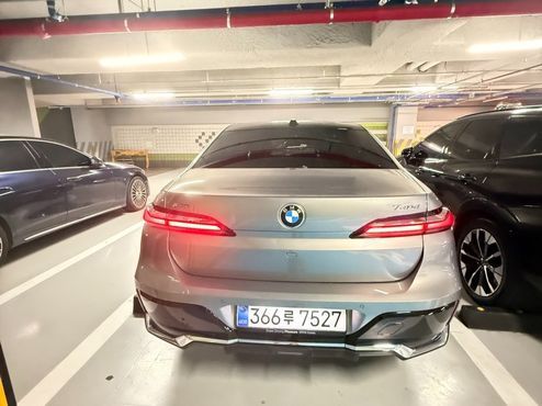 BMW 7-Series 740d xDrive M Sport — пробег 5 800 км — фото 3 из 4