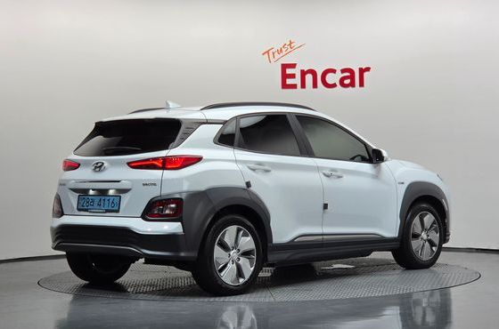 Hyundai Kona Premium — пробег 126 870 км — фото 2 из 5