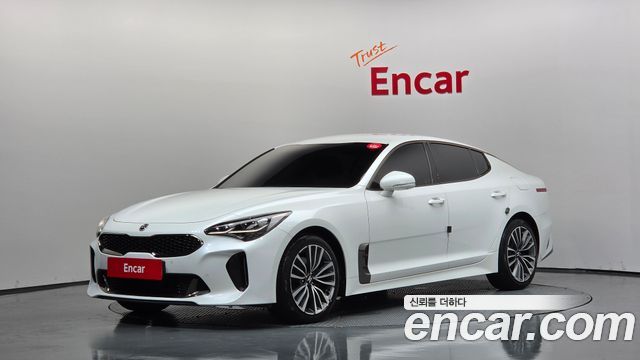 Kia Stinger 2.0 Turbo AWD Platinum — пробег 64 415 км — фото 1 из 5