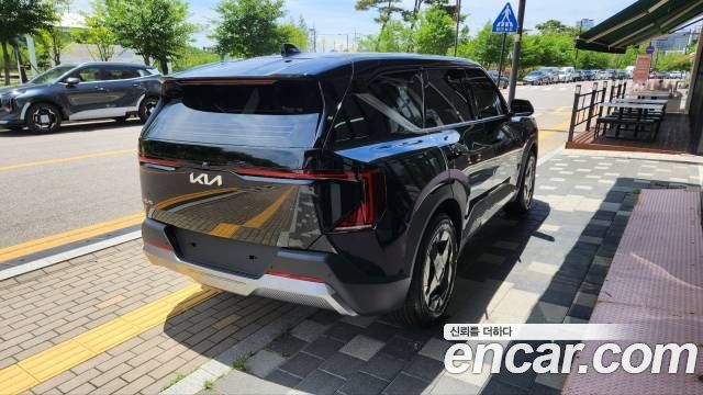 Kia EV5 Long Range 2WD AIr — пробег 288 км — фото 2 из 5
