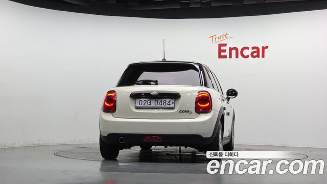 Mini Cooper из Кореи Encar