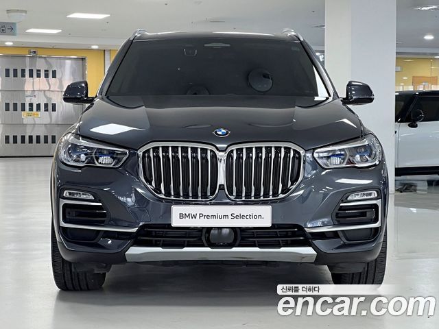 BMW X5 xDrive 45e xLine — пробег 96 592 км — фото 3 из 5