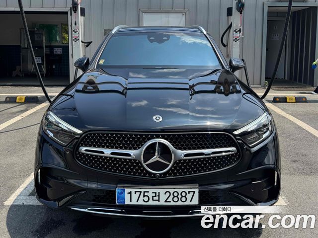 Mercedes-Benz GLC-Class GLC300 4MATIC AMG Line — пробег 22 000 км — фото 3 из 5