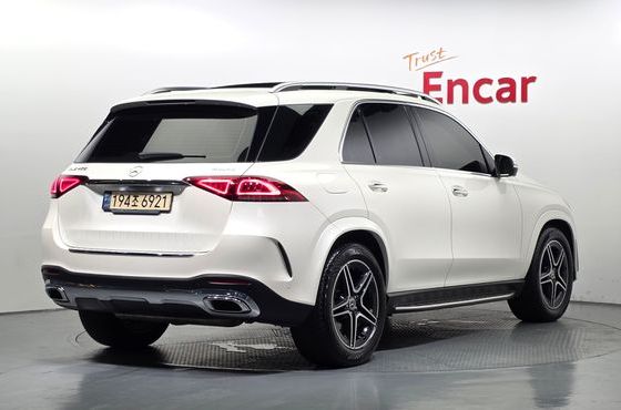 Mercedes-Benz GLE-Class GLE450 4MATIC — пробег 68 046 км — фото 2 из 5