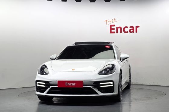 Porsche Panamera 4.0 GTS — пробег 113 742 км — фото 3 из 5