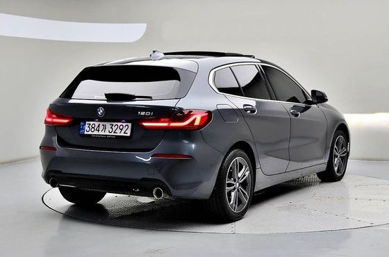 BMW 1-Series 120i Sports — пробег 30 962 км — фото 4 из 5