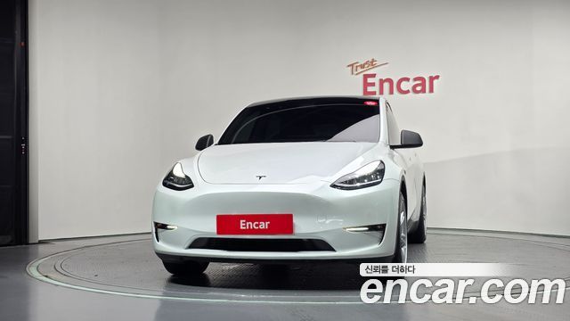 Tesla Model Y Long Range AWD — пробег 72 658 км — фото 3 из 5