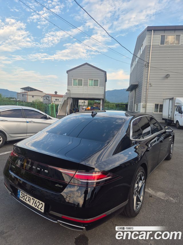 Genesis G90 из Кореи Encar