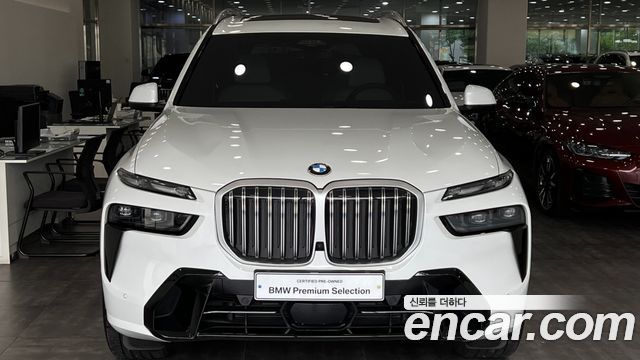 BMW X7 xDrive 40i M Sport 6STR — пробег 7 934 км — фото 3 из 5