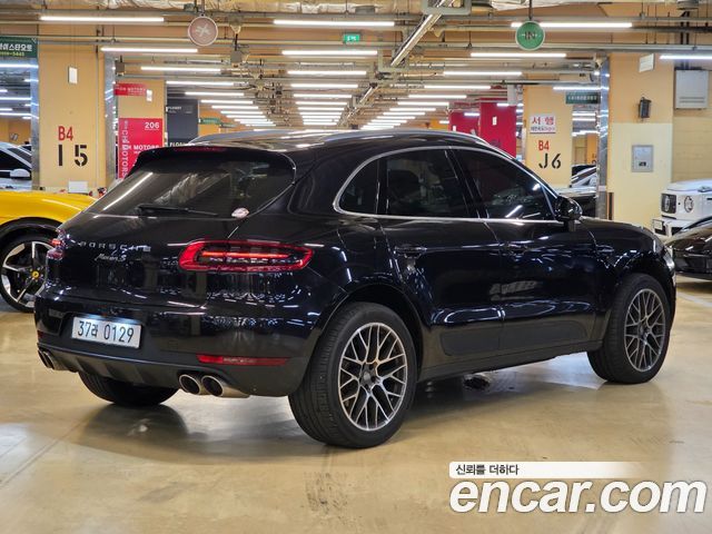 Porsche Macan 3.0 S Diesel 95B — пробег 53 600 км — фото 4 из 5