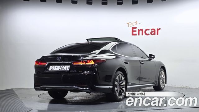Lexus LS из Кореи Encar