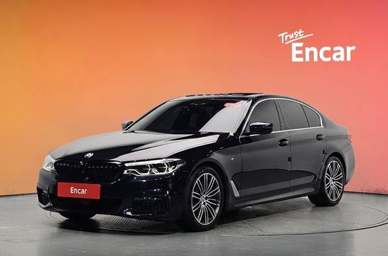 BMW 5-Series 530i M Sport Package Plus — пробег 57 291 км — фото 1 из 5