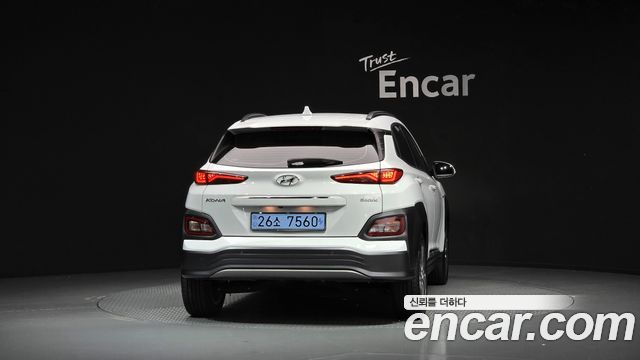 Hyundai Kona из Кореи Encar