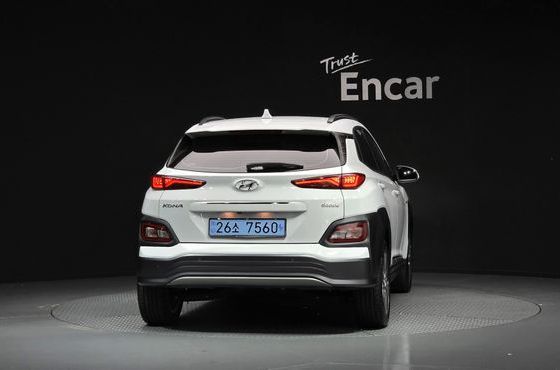 Hyundai Kona Premium — пробег 123 988 км — фото 4 из 5