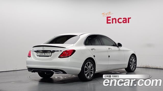 Mercedes-Benz C-Class из Кореи Encar